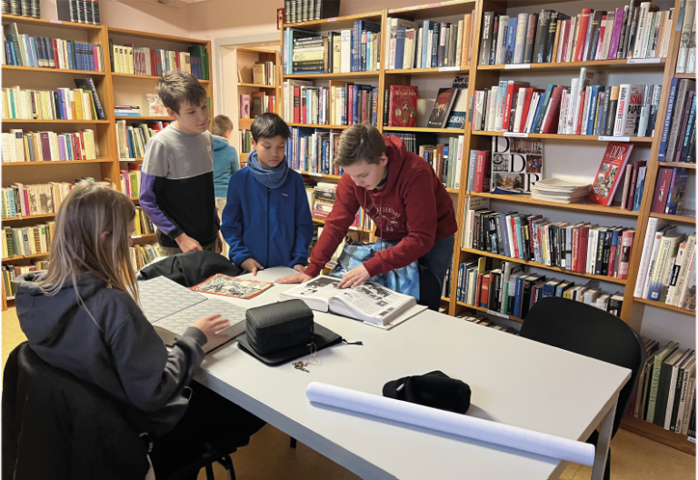 Wir arbeiten zusammen!